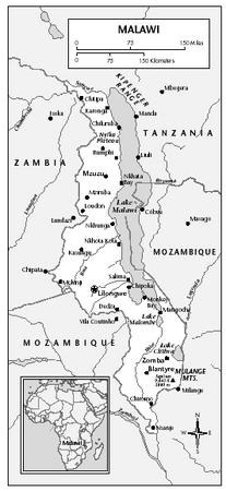LOCATION: 9°27′ to 17°10′ S; 32°20′ to 36° E. BOUNDARY LENGTHS: Tanzania, 451 kilometers (280 miles); Mozambique, 1,497 kilometers (930 miles); Zambia, 820 kilometers (510 miles).